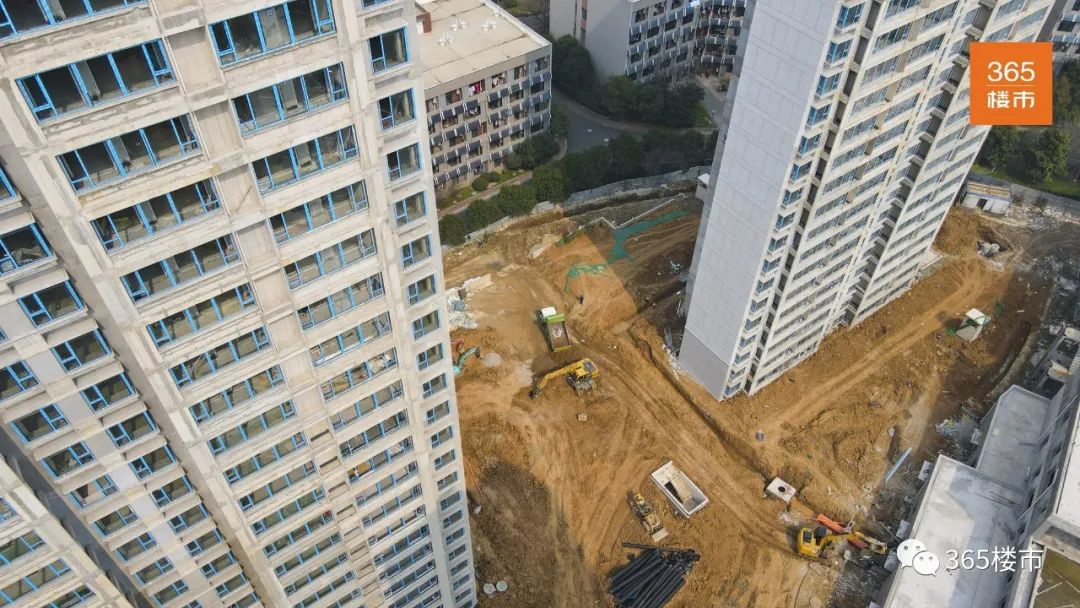 现场直击!南京一批“困难”楼盘正式复工!-南京365淘房