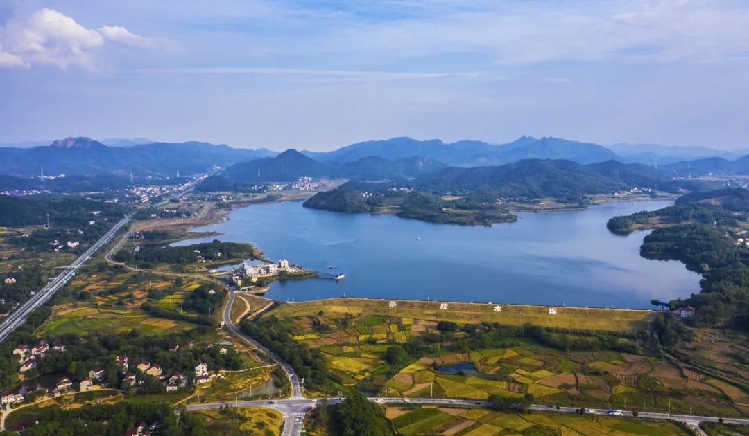 汉阴县初级中学举办“坚定文化自信·弘扬民族精神” 政史地知识竞赛