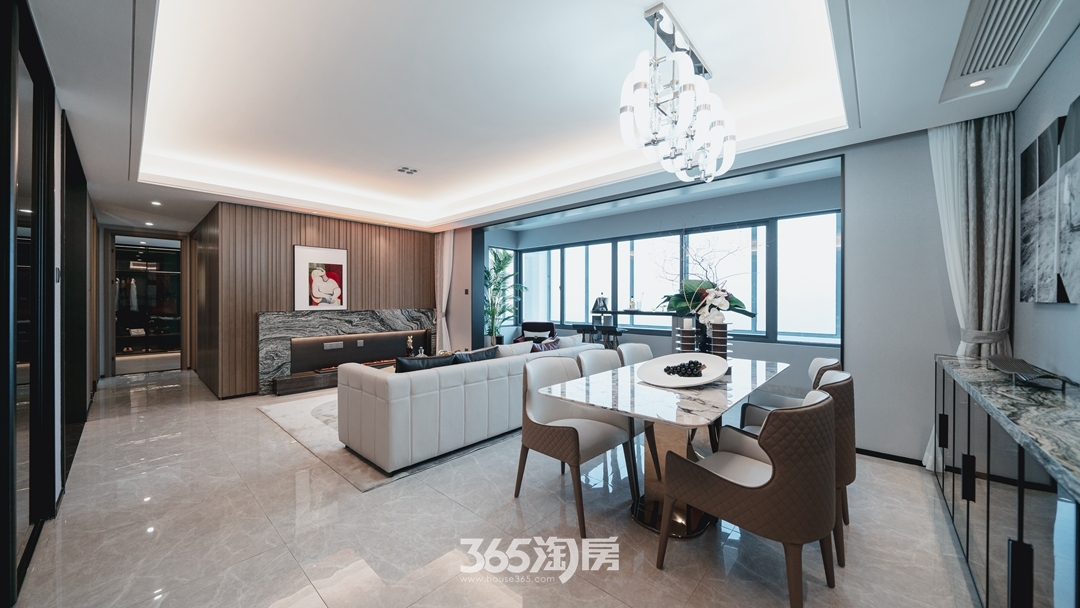 建面约136㎡宽境样板间实拍图_芜湖伟星镜湖壹品_芜湖新房网_365淘房