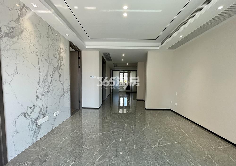 庆樾上府约146方样板间-客厅餐厅