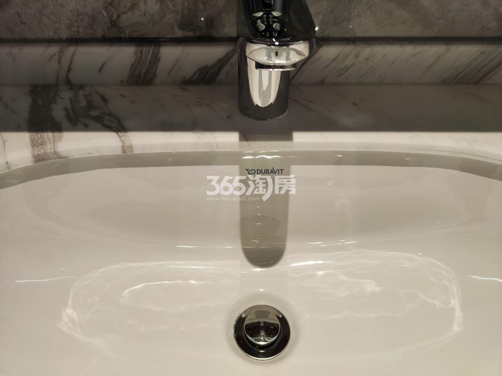 杭曜置地中心118方样板间——卫浴