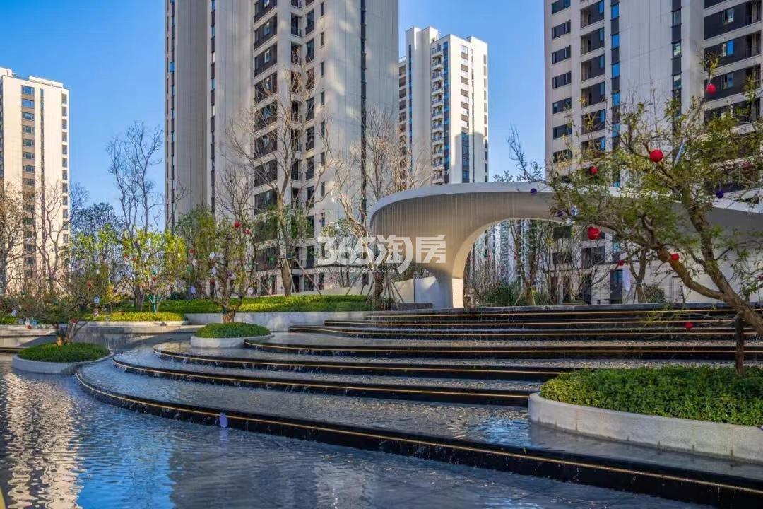 青山湖畔御庭园实景图
