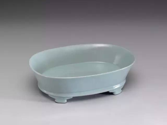 汉阴县审计局深入包联社区家属楼开展环境整治志愿服务活动