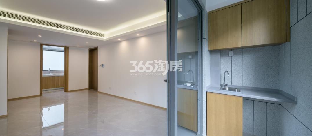 香港兴业耦贤里75方样板间——客餐厅