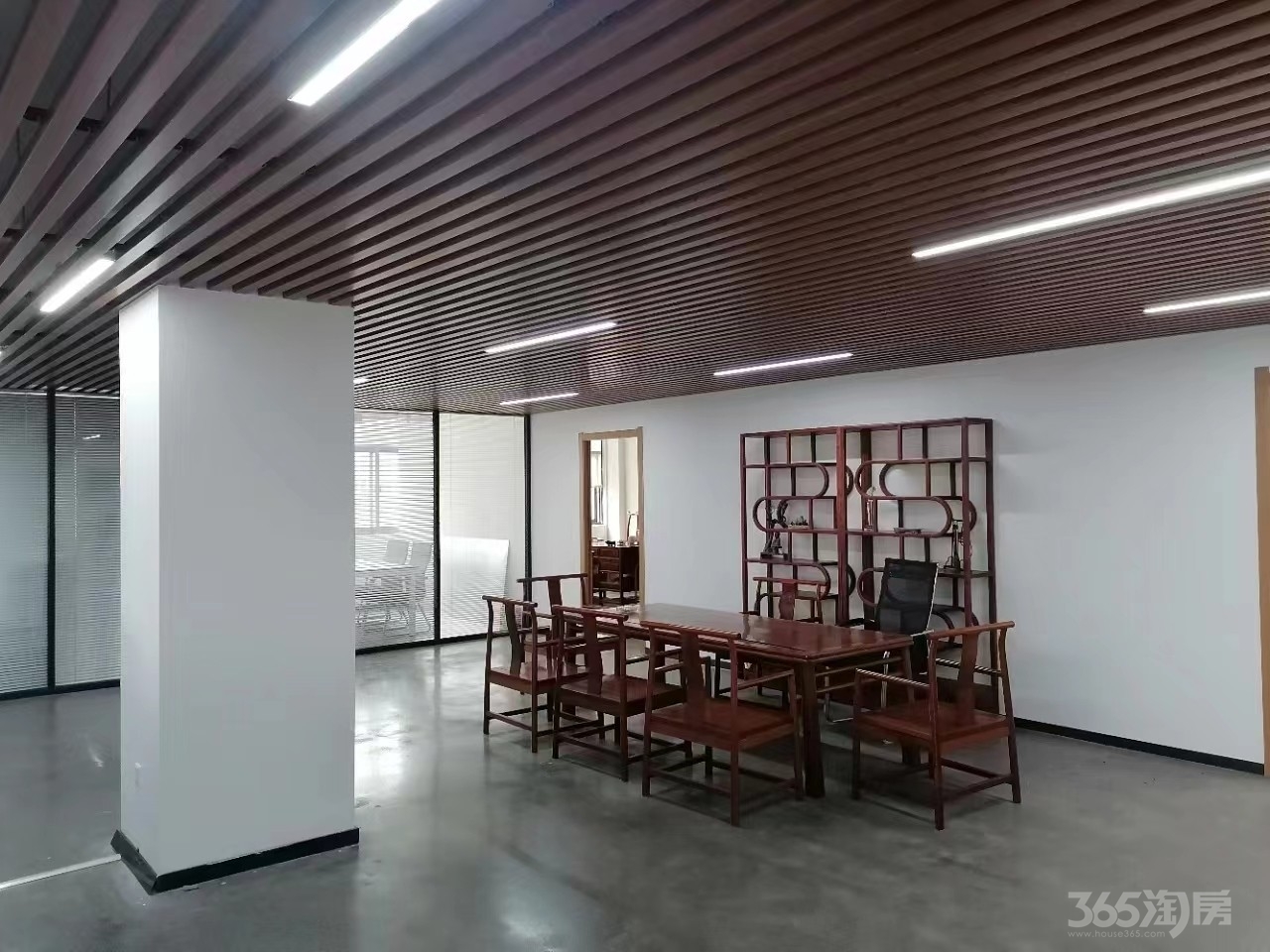 急售河西万达广场 房型方正 可分割出售