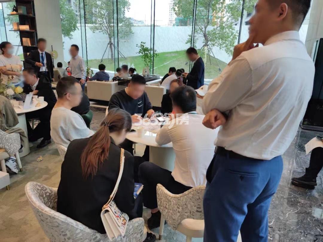柏源晶舍开盘活动图