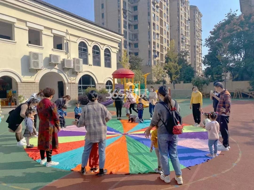 悦黛蓝翰轩配套图——闲林幼儿园