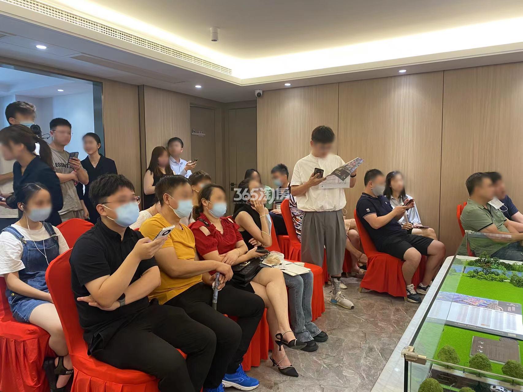 西房宸鹭香舍活动图——现场开盘