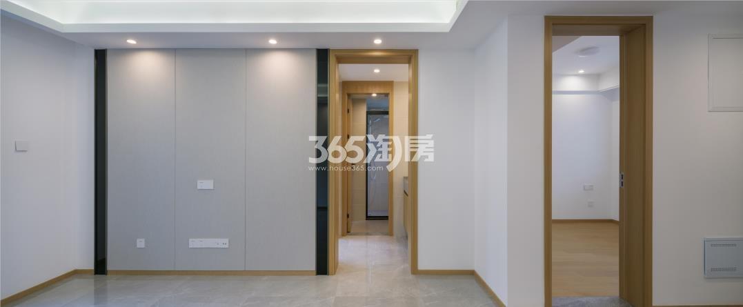香港兴业耦贤里75方样板间——主卧