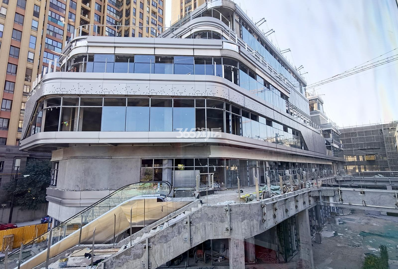 宸著锦庭自带商业实景